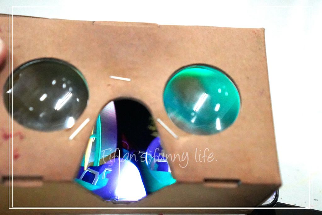 宜蘭觀光工廠 鬥陣來七桃 AR VR 科技體驗館  好玩的虛擬實境遊樂場 VR眼鏡DIY @菲菲吳小姐