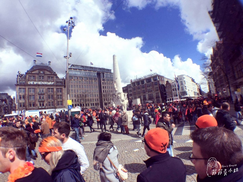 荷蘭4月最瘋的一天  荷蘭國王節King&#8217;s Day 橘色狂歡派對 阿姆斯特丹運河區 @菲菲吳小姐